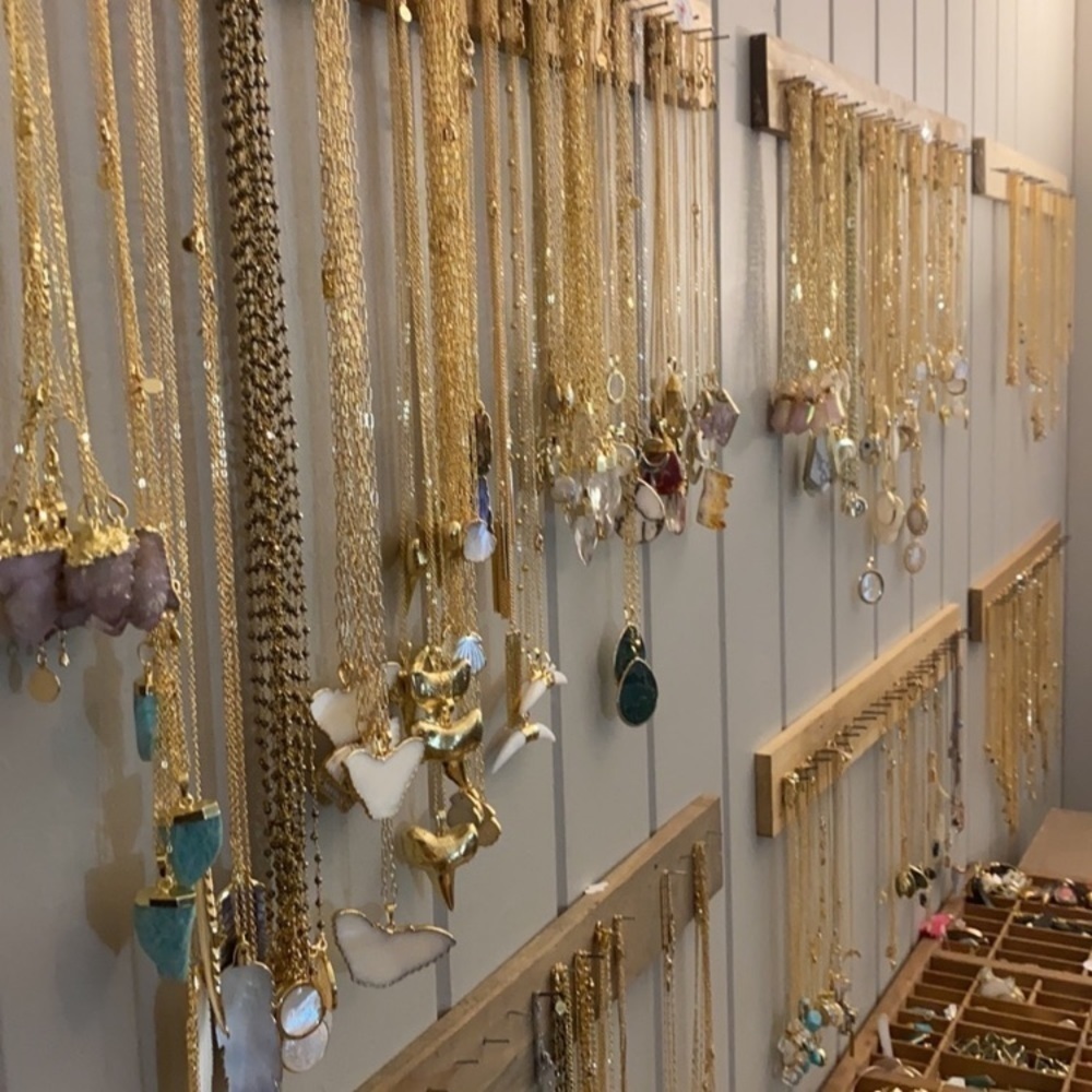 Natural Shell Minimalist Dainty Mother of Pearl 
14K Gold Plated Necklace